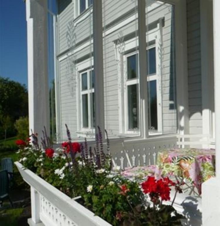 Lansmansgarden Adalen Hotel Lugnvik Exterior photo